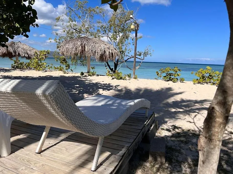Villa Arena Sol-Beach Front Punta Rucia